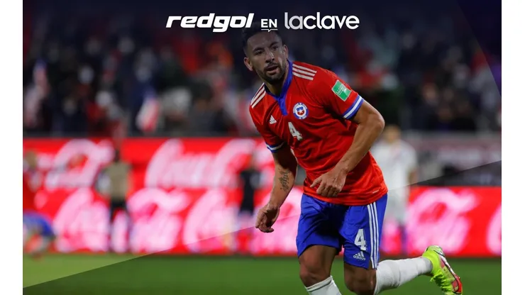 Mauricio Isla llegó a un principio de acuerdo con Universidad Católica para reforzar al equipo y tener su debut en Primera División de Chile, en el cuadro que lo formó.