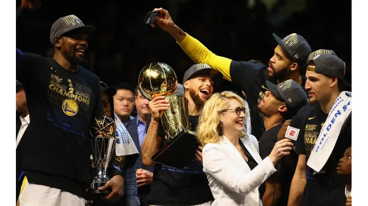 Golden State Warriors celebrando su último título como campeones
