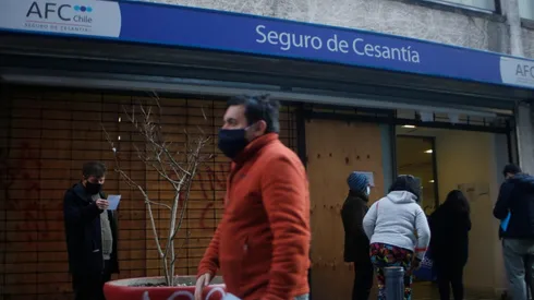 ¿Cómo puedo recibir el Seguro de Cesantía?