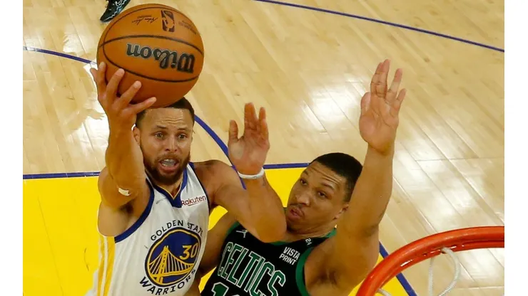 Los Warriors de Stephen Curry están a un triunfo de superar a los Celtics en las finales de la NBA.