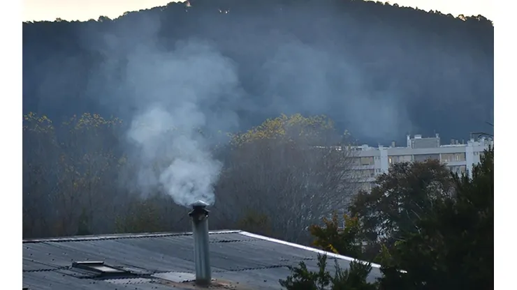 ¿Cuáles son las restricciones de la preemergencia ambiental?