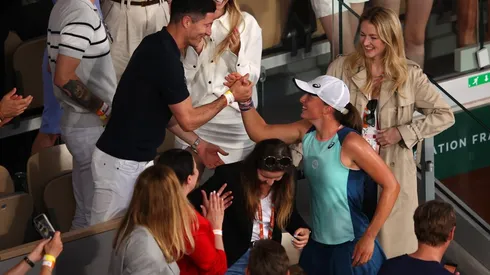 Iga Swiatek celebró su título en Roland Garros con un tal Robert Lewandowski.