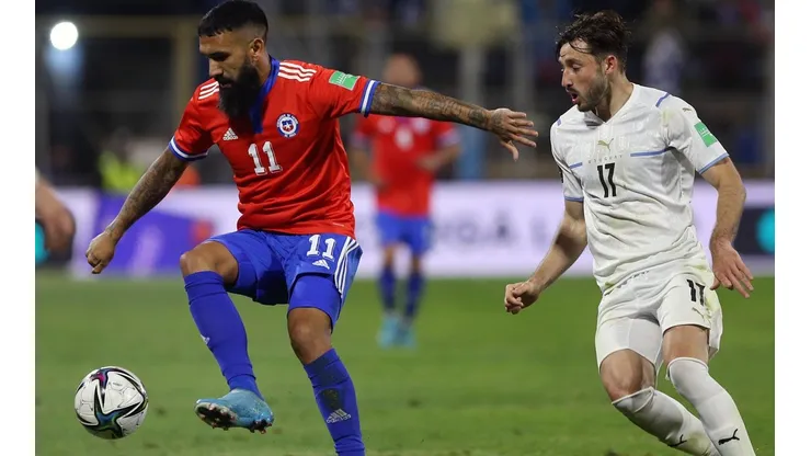 Ronnie Fernández es uno de los citados en la primera nómina de la Roja.
