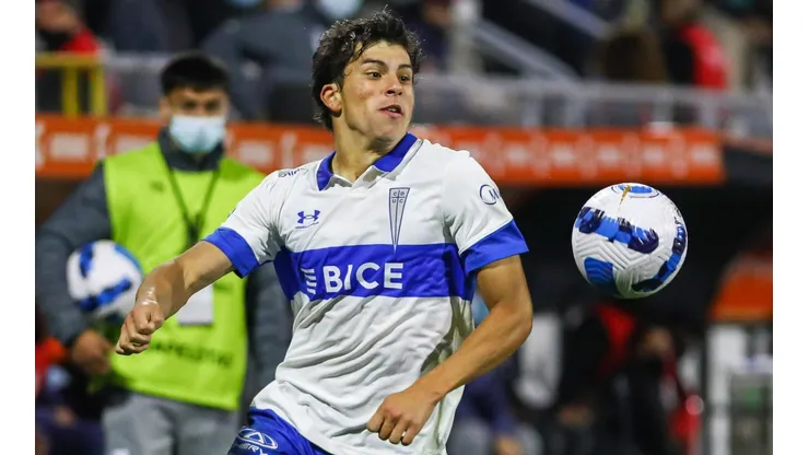 Arica Hurtado y Miguel Ángel Neira piden refuerzos en la UC para enfrentar a Sao Paulo en la Sudamericana.