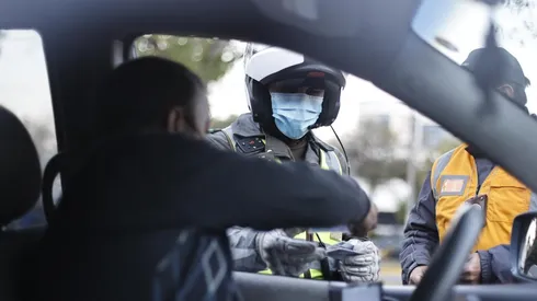 ¿Quiénes tienen restricción vehicular este miércoles 25 de mayo?