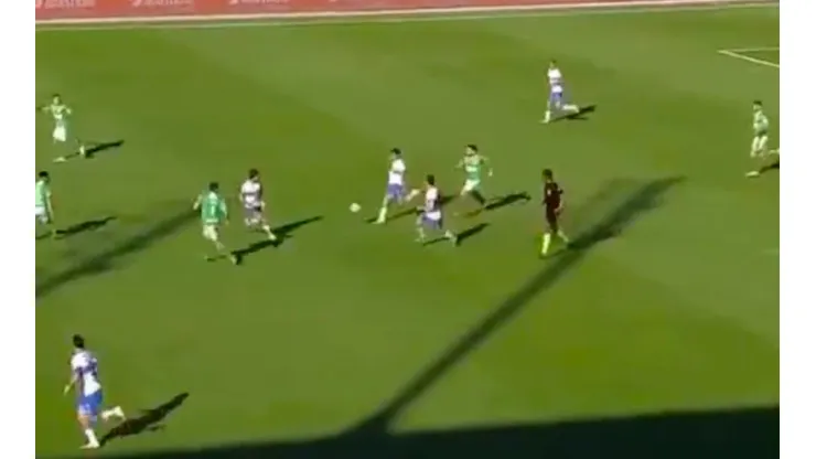 Felipe Gutiérrez marcó un gol desde 70 metros ante Audax Italiano