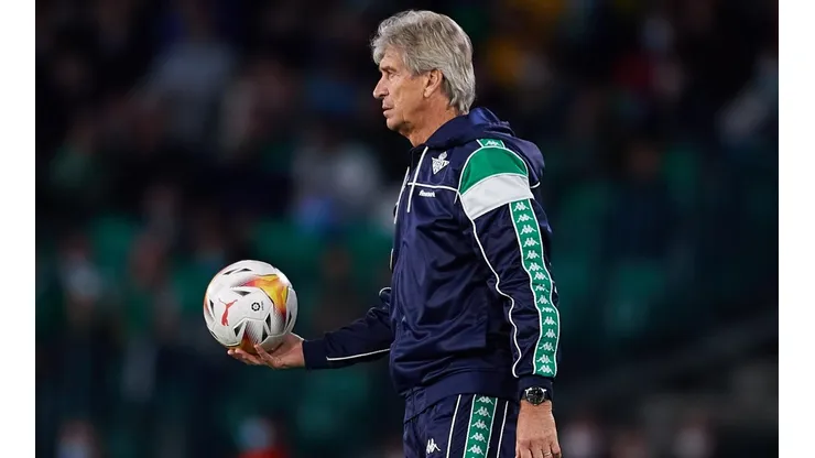 Manuel Pellegrin quiere cerrar con una fiesta su temporada con el Betis