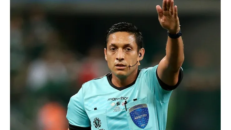 El venezolano Jesús Valenzuela irá pese a la reciente polémica.