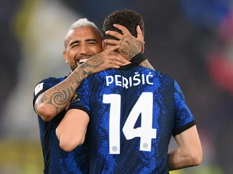 Modo líder: el King la rompe con ruda protección a Perisic ante Juventus