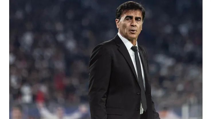 Gustavo Quinteros sigue sonando con fuerza para la banca de Chile