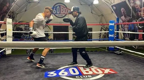 El Colo mostró sus dotes de boxeador en redes sociales