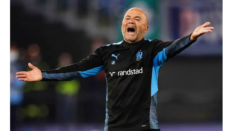 El equipo de Sampaoli falló en cerrar su clasificación directa a Champions League y todo se definirá en la última fecha