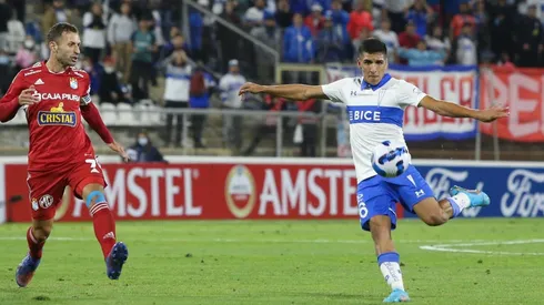 Marcelino Núñez marcó uno de los goles en el triunfo de Universidad Católica ante Sporting Cristal en Santiago.