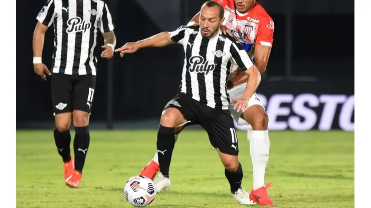 Díaz reclamó por no ser considerado en Libertad y ahora será titular en Copa Libertadores.