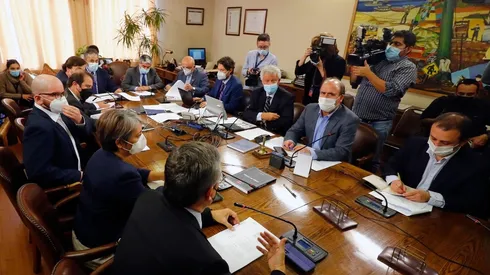 ¿Qué pasó este martes con la votación del sueldo mínimo?