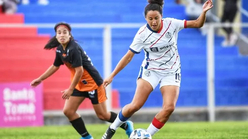 El Porvenir cae con autogol de Panchi Olmos vs San Lorenzo