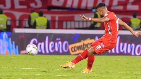 Rodrigo Ureña anotó un golazo de larga distancia y fue una de las figuras de la fecha en el fútbol colombiano
