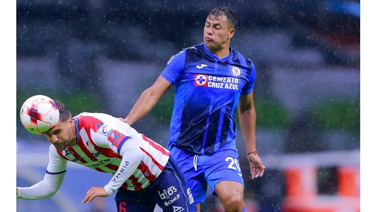 Iván Morales no tiene un buen desempeño en Cruz Azul