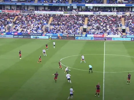 Impresionante: tranca tan fuerte que marca desde mitad de cancha