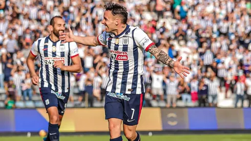 Lavandeira atraviesa un gran presente en Alianza Lima