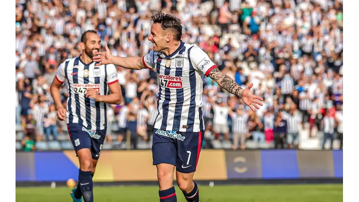 Lavandeira atraviesa un gran presente en Alianza Lima