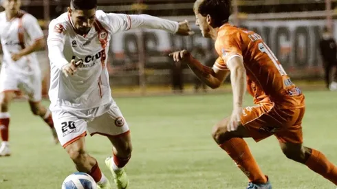 San Felipe reaccionó en los últimos segundos para sumar un punto en casa.