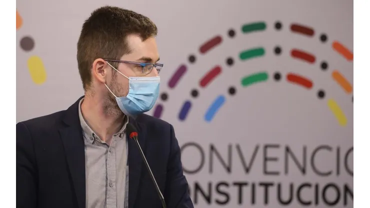 El vicepresidente de la convención constituyente, Gaspar Domínguez, criticó al gobierno.