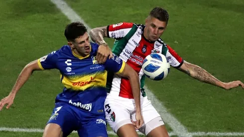 El argentino Lucas Di Yorio tuvo tres oportunidades para abrir el marcador pero se quedó con las ganas.