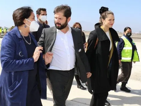 Manifestante lanza piedra al Presidente Boric