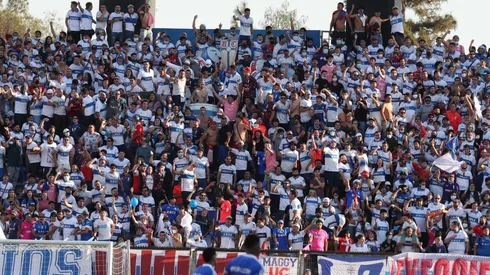 Los hinchas cruzados podrán adquirir entradas para ver el duelo ante Colo Colo desde este martes.