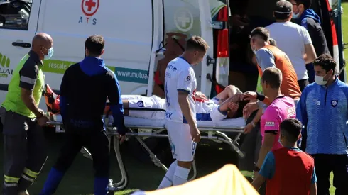 Nicolás Ramírez sufre grave fractura contra Everton. ¡Mucha fuerza y pronta recuperación!