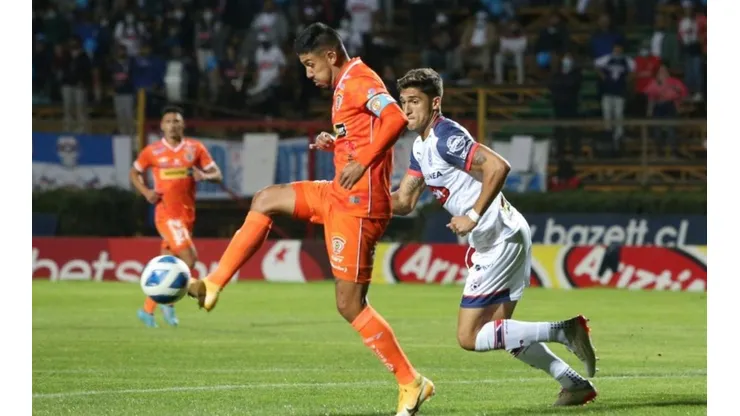 Cobreloa debe esperar el resultado de Magallanes para que no se le siga escapando.