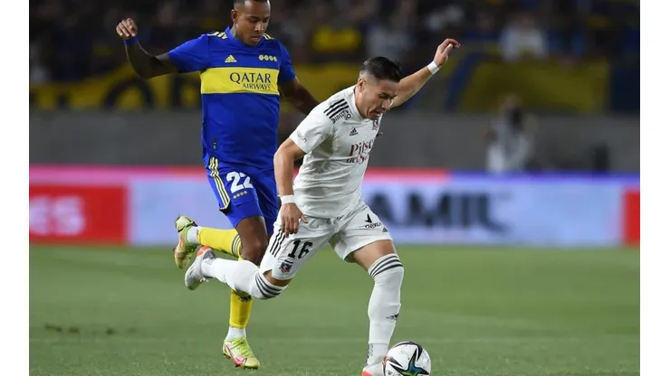 Opazo tiene experiencia en el campo internacional jugando por Colo Colo