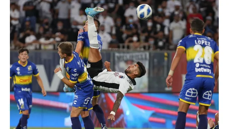 Colo Colo va con todo a su estreno con Fortaleza