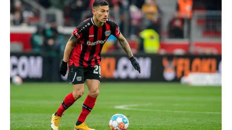Charles Aránguiz fue titular y disputó 65 minutos en triunfo del Leverkusen.
