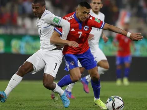 Incluyen a Alexis en lujosa formación ideal de las eliminatorias