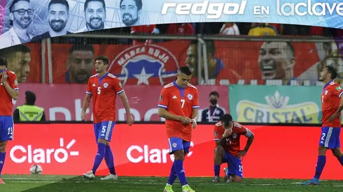 El fuego sagrado en la Selección Chilena no alcanzó para clasificar a la próxima Copa del Mundo en Qatar, tras la derrota ante Uruguay en San Carlos de Apoquindo.
