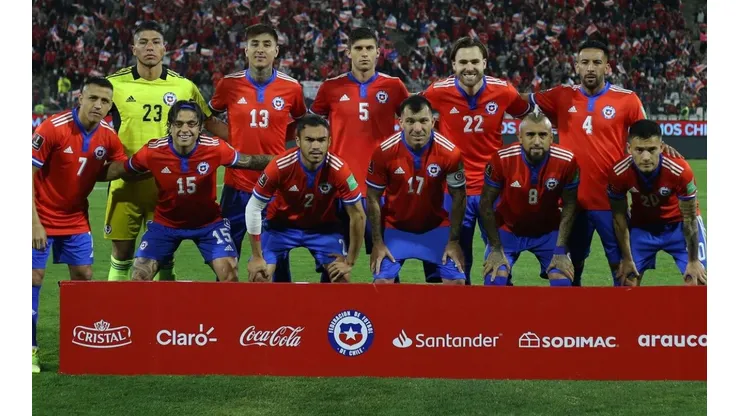La última formación titular de Chile en las eliminatorias