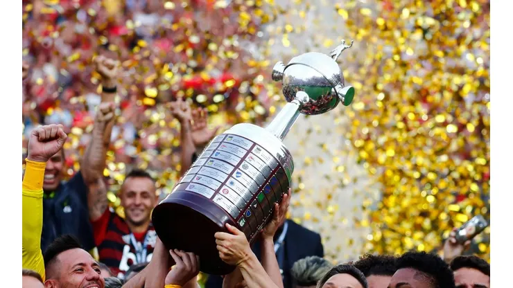Colo Colo, Universidad Católica y los demás futbolistas chilenos en competencia conocieron los grupos de los que serán parte.