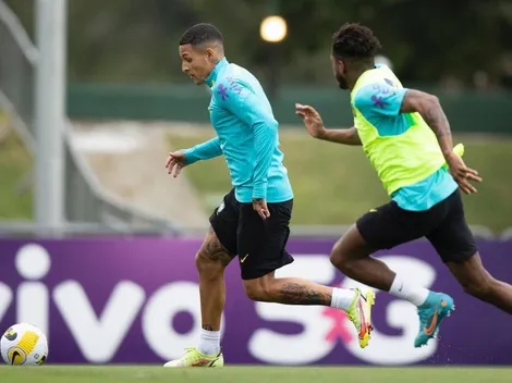 Brasil entrena con plantel incompleto para enfrentar a la Roja