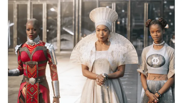 Angela Bassett Interpretó a Ramonda, en Black Panther.