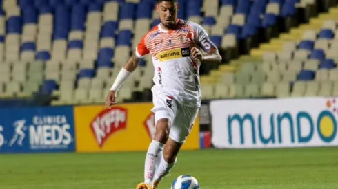 El capitán loíno sacó la voz del camarín dispuesto ayudar con el club.