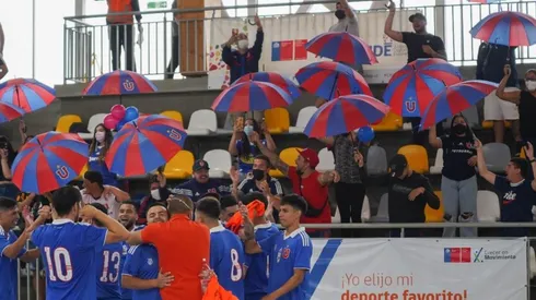 Los azueles se impusieron por 3-2 sobre Colo Colo en un electrizante duelo en San Ramón