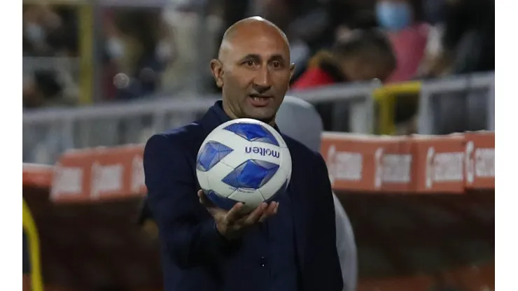 Cristián Paulucci fue acusado de actuar de manera intimidante en la derrota de la UC ante Everton.