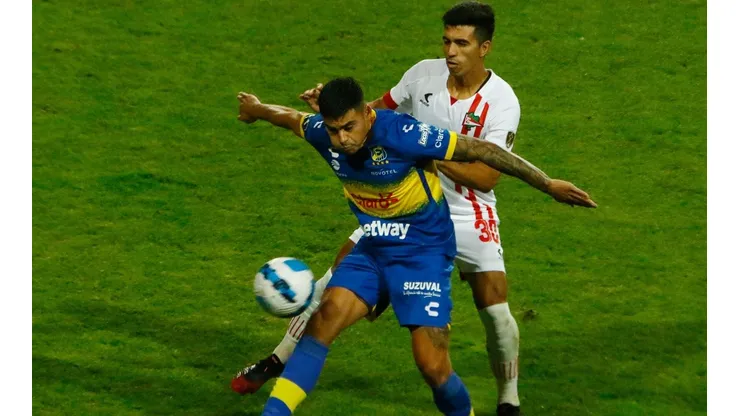 Everton sale a buscar la clasificación en Argentina