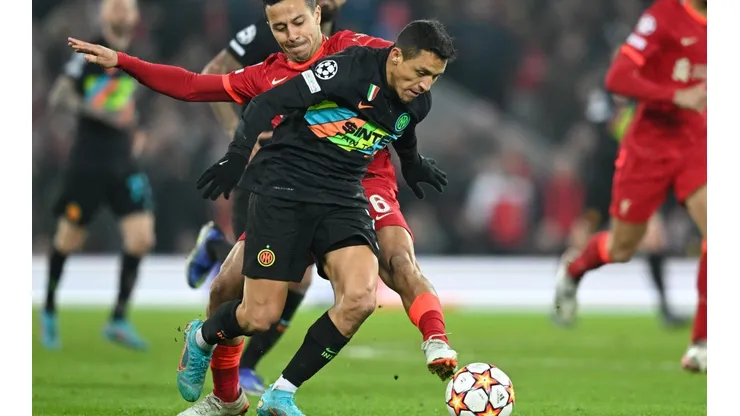 Alexis Sánchez quedó marcado por la tarjeta roja recibida en el duelo contra el Liverpool por Champions League.