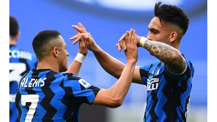 Alexis dejó al Inter con 10 hombres a los 63' de juego ante Liverpool.