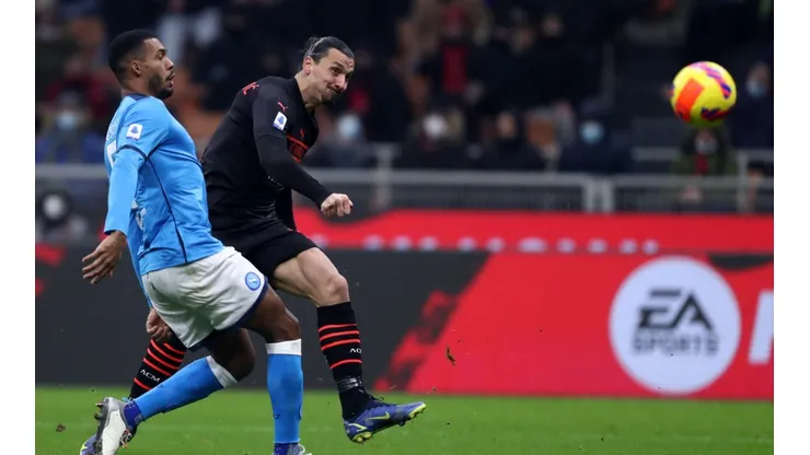 Napoli y Milan empatan en la cima de la Serie A con 57 puntos.