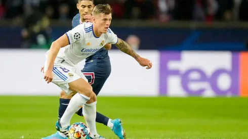 Toni Kroos puede quedarse afuera del partidazo entre Real Madrid y PSG.