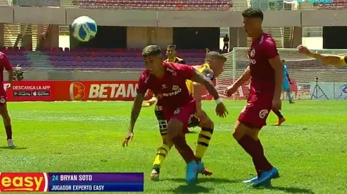 Bryan Soto fue un todocampista en el clásico entre La Serena y Coquimbo Unido, pero no consiguió la cosecha completa